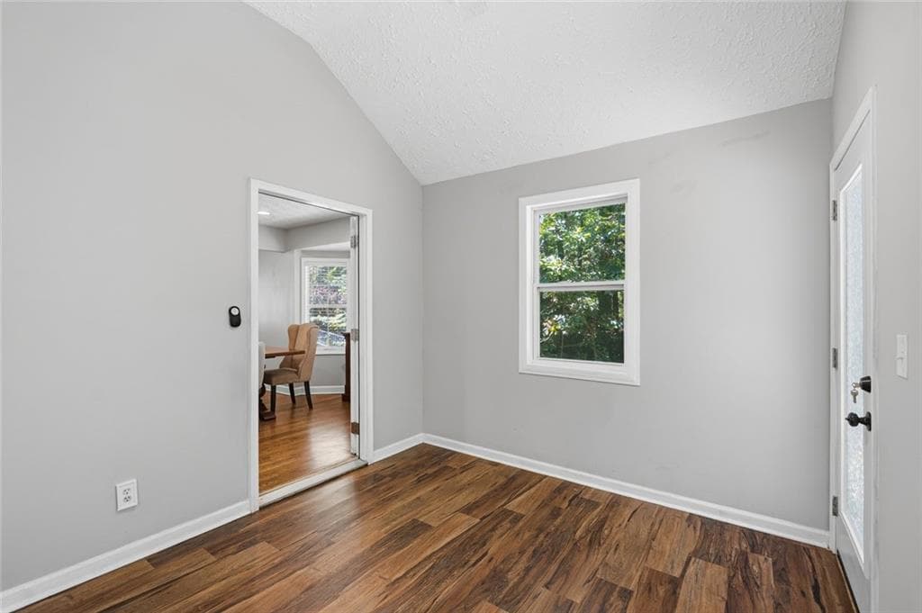 4 bedroom, 2 bathroom, 1,884 sq ft single family residence for sale at 1590 Kimberly Place, Canton, GA 30114 — photo 9
