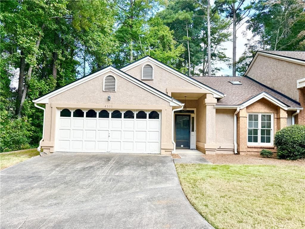 2 bedroom, 2 bathroom, 1,523 sq ft townhouse for sale at 4511 Gideons Trace, Union City, GA 30291