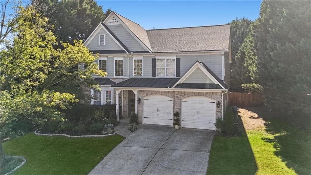 5 bedroom, 3 bathroom, 3,079 sq ft single family residence for sale at 211 Woodview Lane, Woodstock, GA 30188 — photo 4