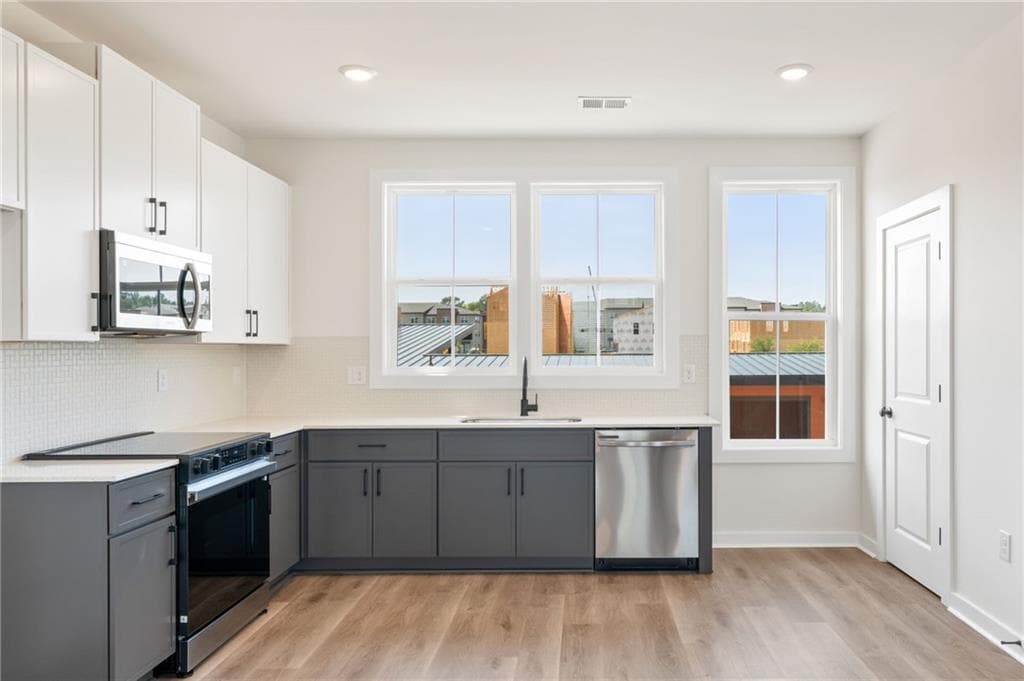 3 bedroom, 3 bathroom, 1,382 sq ft townhouse for sale at 1117 Hodgepodge Way Lot 9, Atlanta, GA 30316 — photo 8