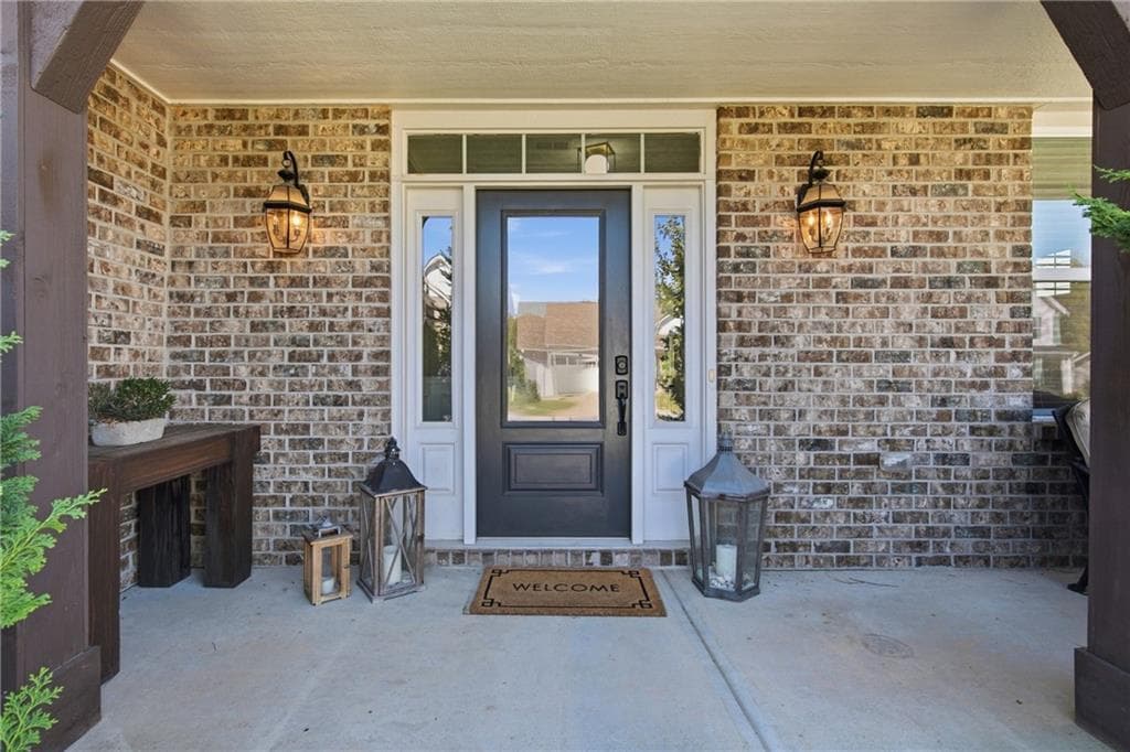 5 bedroom, 5 bathroom, 3,147 sq ft single family residence for sale at 147 Michigan Circle, Hoschton, GA 30548 — photo 5