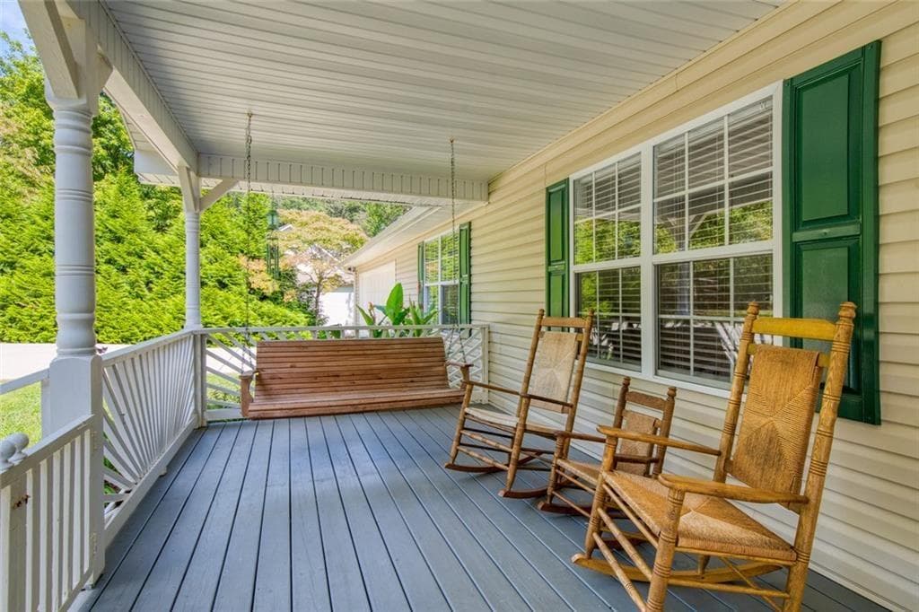 3 bedroom, 2 bathroom, 1,674 sq ft single family residence for sale at 333 Long Branch Crossing, Dahlonega, GA 30533 — photo 10