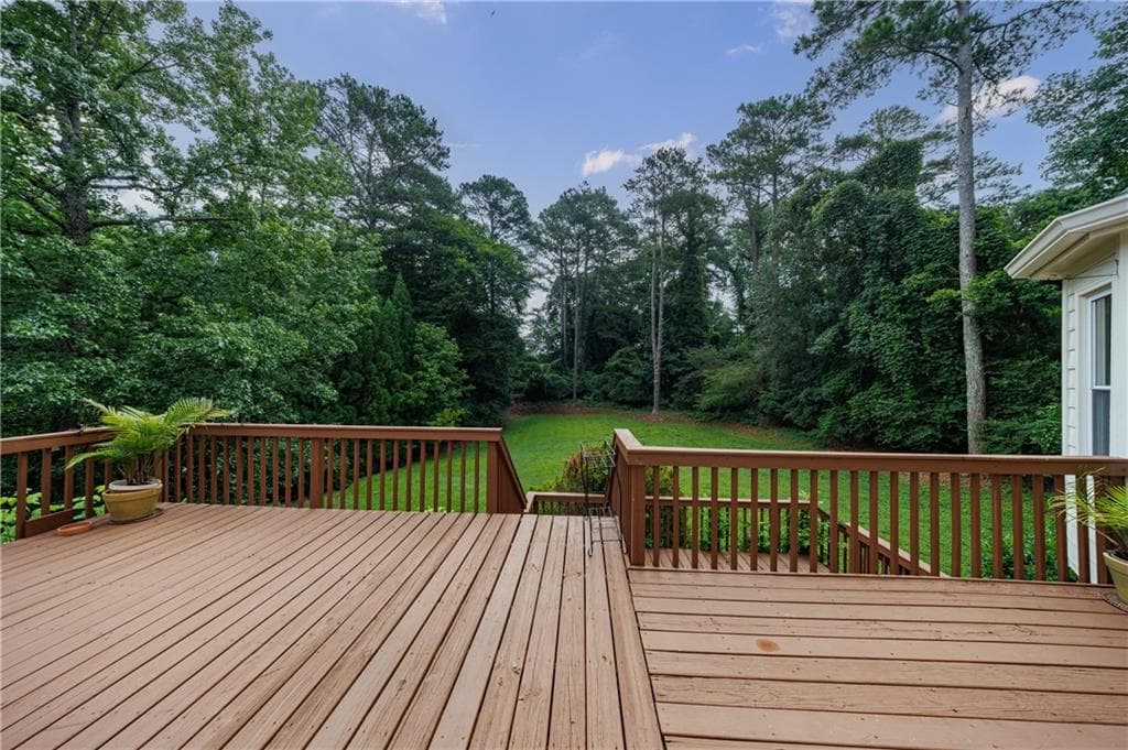 6 bedroom, 4 bathroom, 4,099 sq ft single family residence for sale at 4362 Karls Gate Drive, Marietta, GA 30068 — photo 4