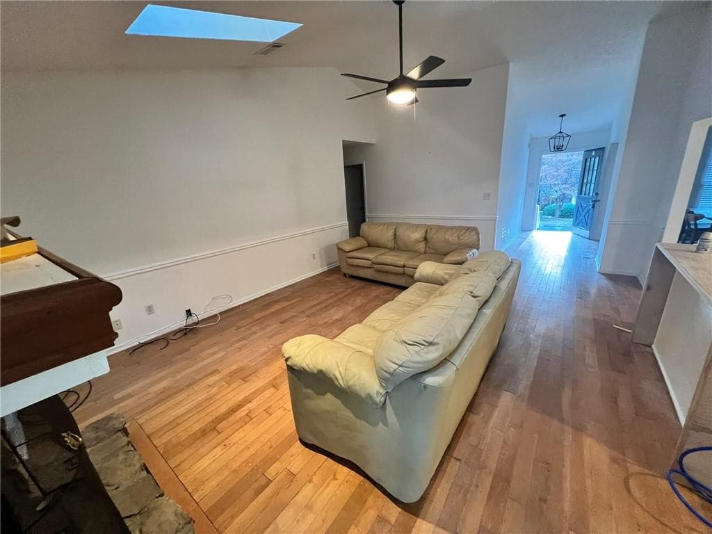 3 bedroom, 2 bathroom, 1,408 sq ft single family residence for sale at 265 Barrington Drive, Roswell, GA 30076 — photo 3