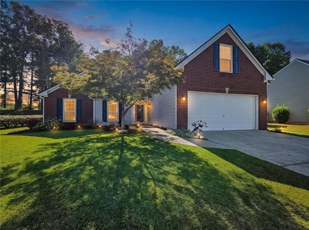 4 bedroom, 2 bathroom, 1,877 sq ft single family residence for sale at 2705 Abbotts Glen Place, Acworth, GA 30101 — photo 2