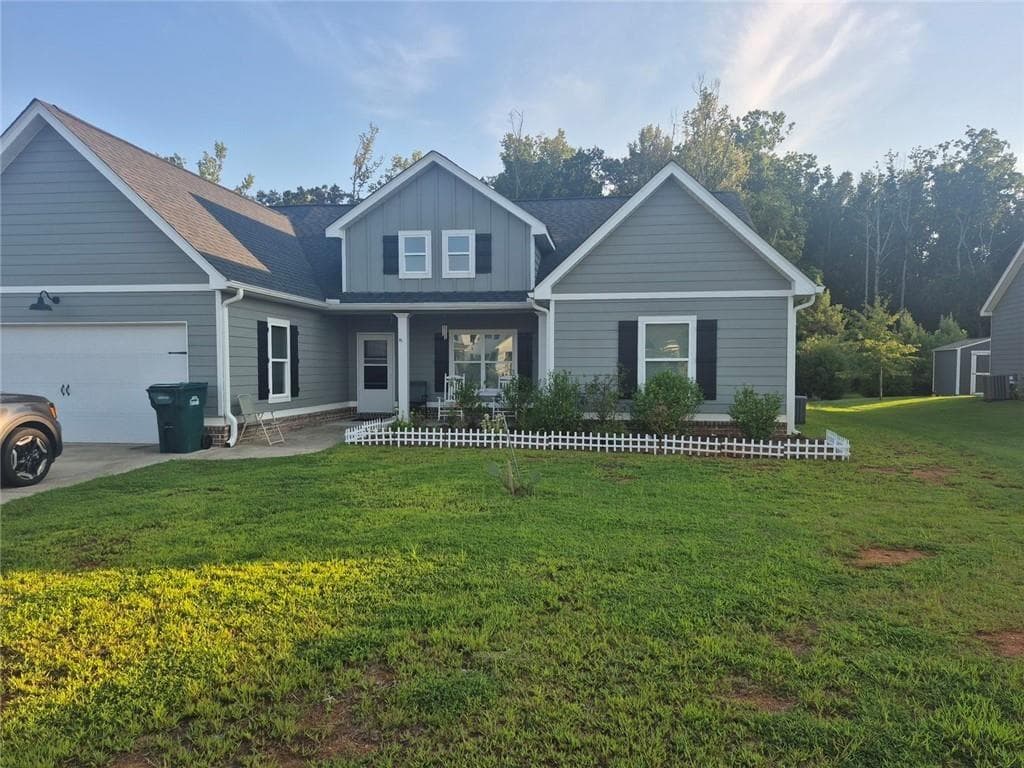 4 bedroom, 2 bathroom, 2,291 sq ft single family residence for sale at 119 Springwood Drive, Carrollton, GA 30117 — photo 5
