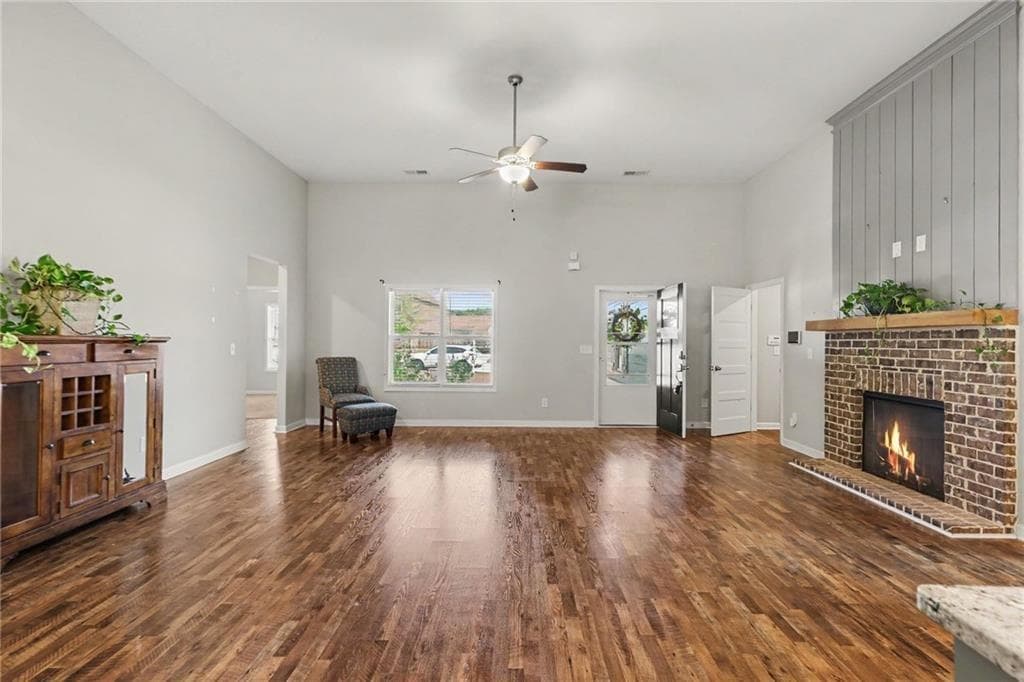 4 bedroom, 2 bathroom, 2,291 sq ft single family residence for sale at 119 Springwood Drive, Carrollton, GA 30117 — photo 8