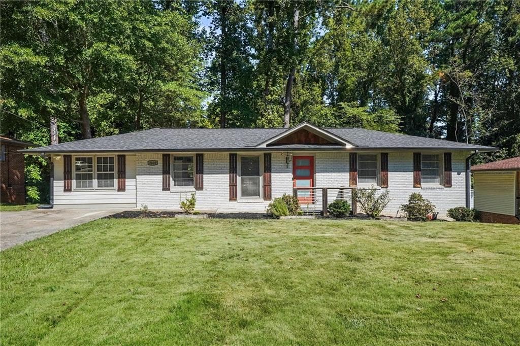 3 bedroom, 2 bathroom, 1,415 sq ft single family residence for sale at 2030 Barberrie Lane, Decatur, GA 30032
