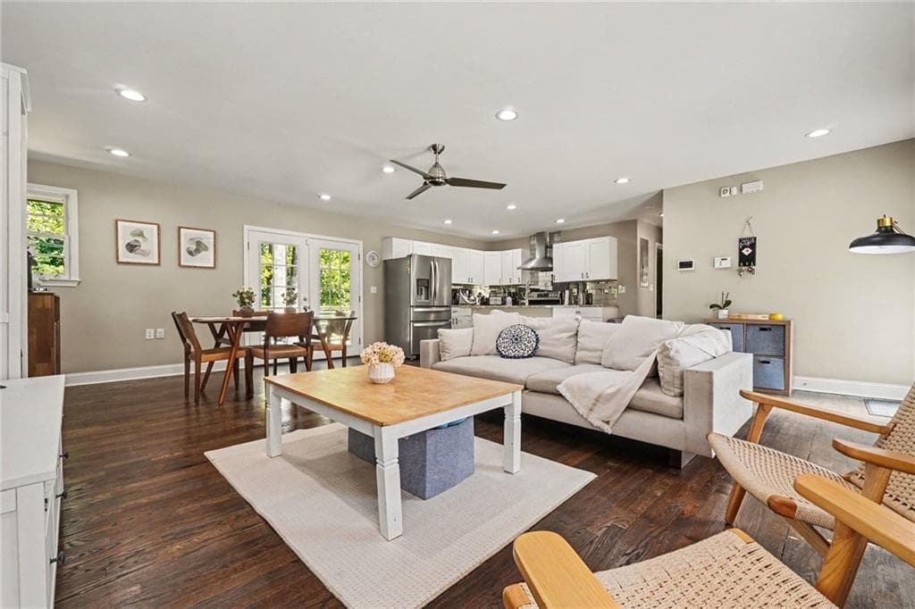 3 bedroom, 2 bathroom, 1,415 sq ft single family residence for sale at 2030 Barberrie Lane, Decatur, GA 30032 — photo 5