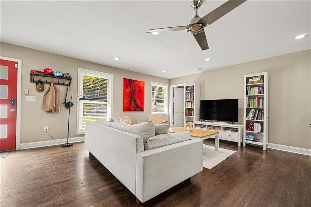 3 bedroom, 2 bathroom, 1,415 sq ft single family residence for sale at 2030 Barberrie Lane, Decatur, GA 30032 — photo 7