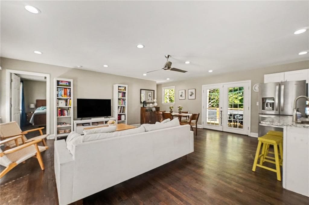 3 bedroom, 2 bathroom, 1,415 sq ft single family residence for sale at 2030 Barberrie Lane, Decatur, GA 30032 — photo 8