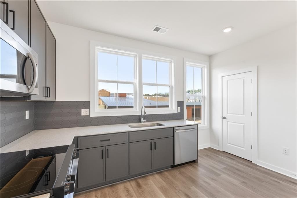 3 bedroom, 3 bathroom, 1,382 sq ft townhouse for sale at 1123 Hodgepodge Way Lot 12, Atlanta, GA 30316 — photo 7