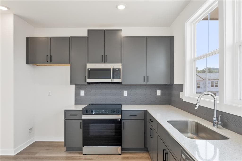 3 bedroom, 3 bathroom, 1,382 sq ft townhouse for sale at 1123 Hodgepodge Way Lot 12, Atlanta, GA 30316 — photo 8