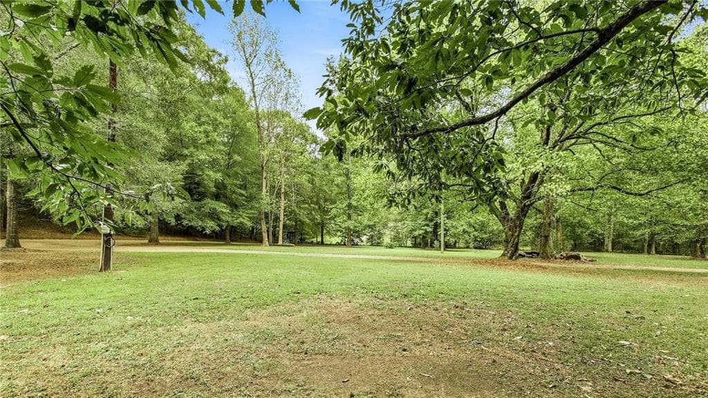 3 bedroom, 2 bathroom, 2,154 sq ft single family residence for sale at 6801 Alabama Highway, Rome, GA 30165 — photo 10