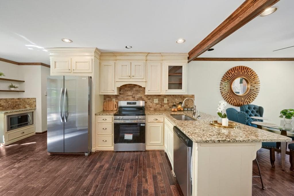 4 bedroom, 3 bathroom, 2,814 sq ft single family residence for sale at 79 Nickajack Road, Mableton, GA 30126 — photo 6