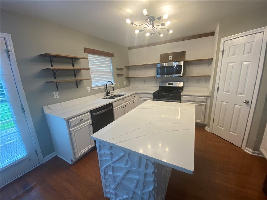4 bedroom, 3 bathroom, 2,676 sq ft single family residence for sale at 2920 Chilhowee Drive, Atlanta, GA 30331 — photo 5