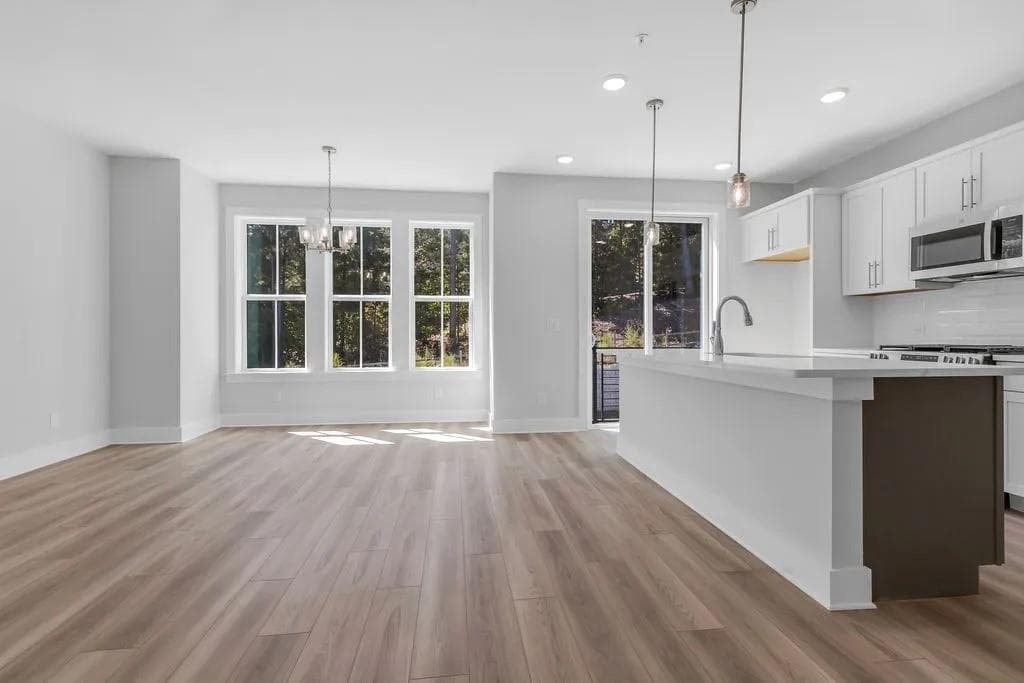3 bedroom, 3 bathroom, 1,923 sq ft condominium for rent at 734 Urban Grange Way, Suwanee, GA 30024 for $2,600 a month — photo 6
