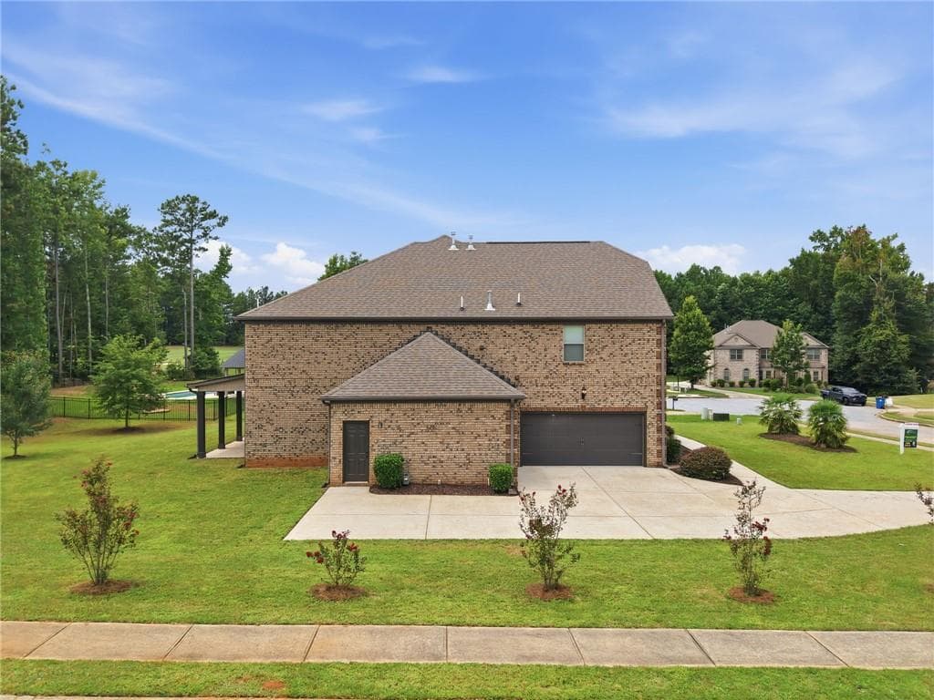 4 bedroom, 4 bathroom, 4,902 sq ft single family residence for sale at 2801 Karras Cove, Hampton, GA 30228 — photo 7
