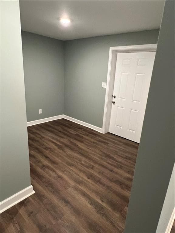 4 bedroom, 2 bathroom, 1,586 sq ft single family residence for sale at 988 Tamarack Trail, Forest Park, GA 30297 — photo 4