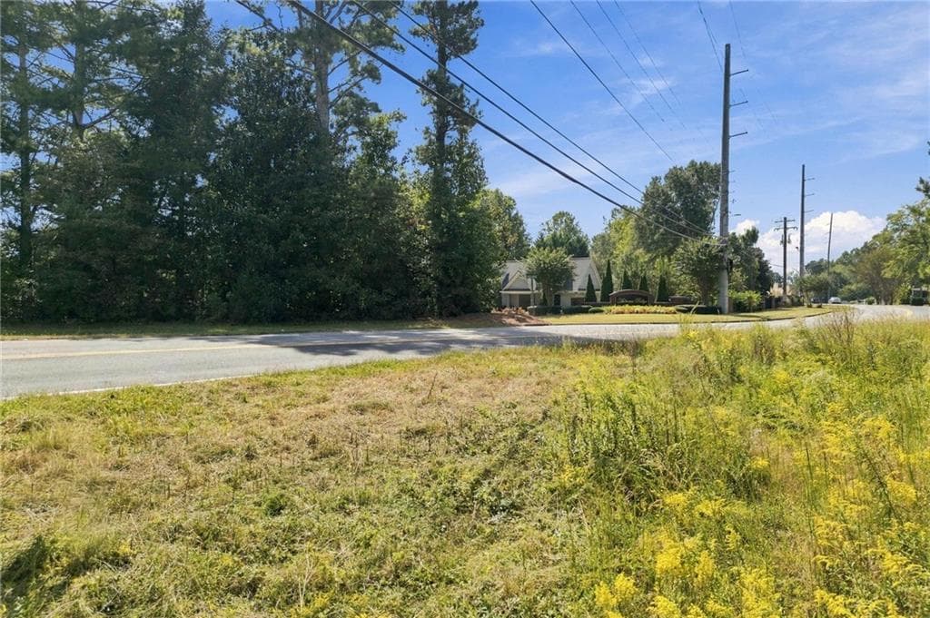 single family residence for sale at 5511 Woodstock Road, Acworth, GA 30102