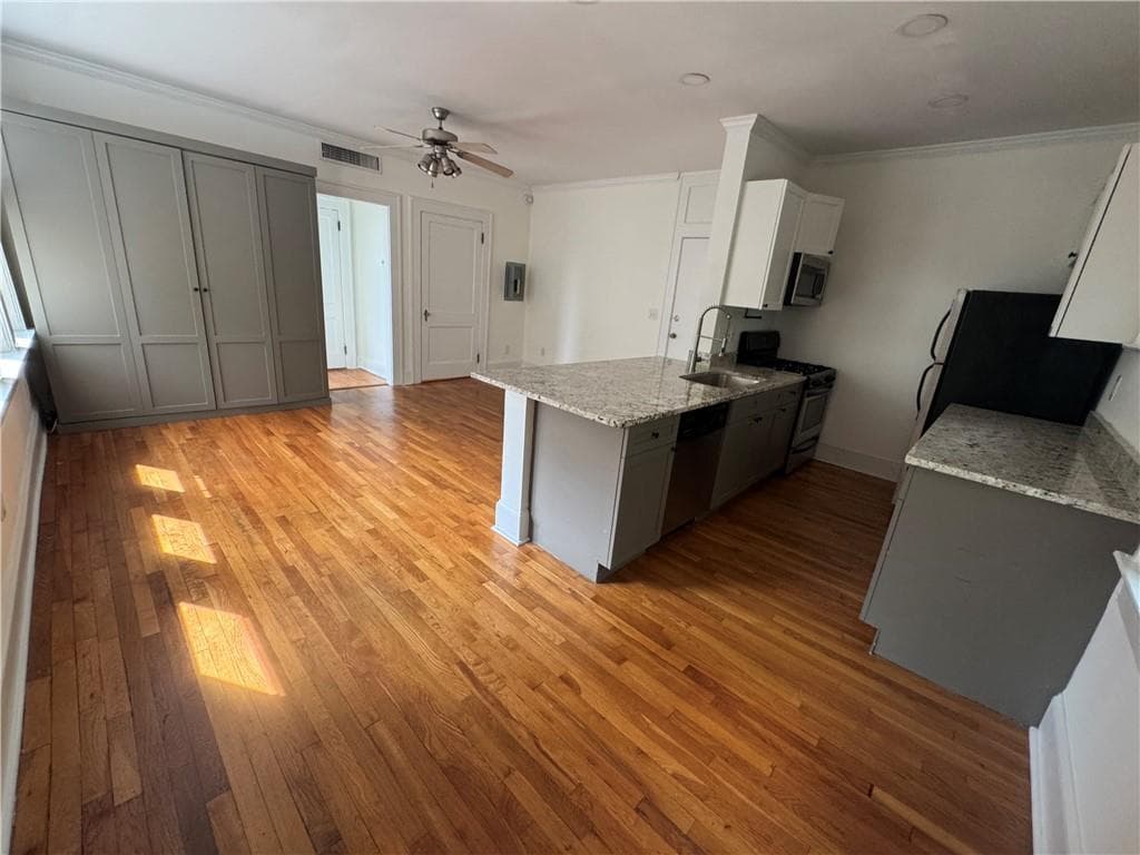 1 bedroom, 1 bathroom, 479 sq ft condominium for sale at 741 Frederica Street 23, Atlanta, GA 30306 — photo 5