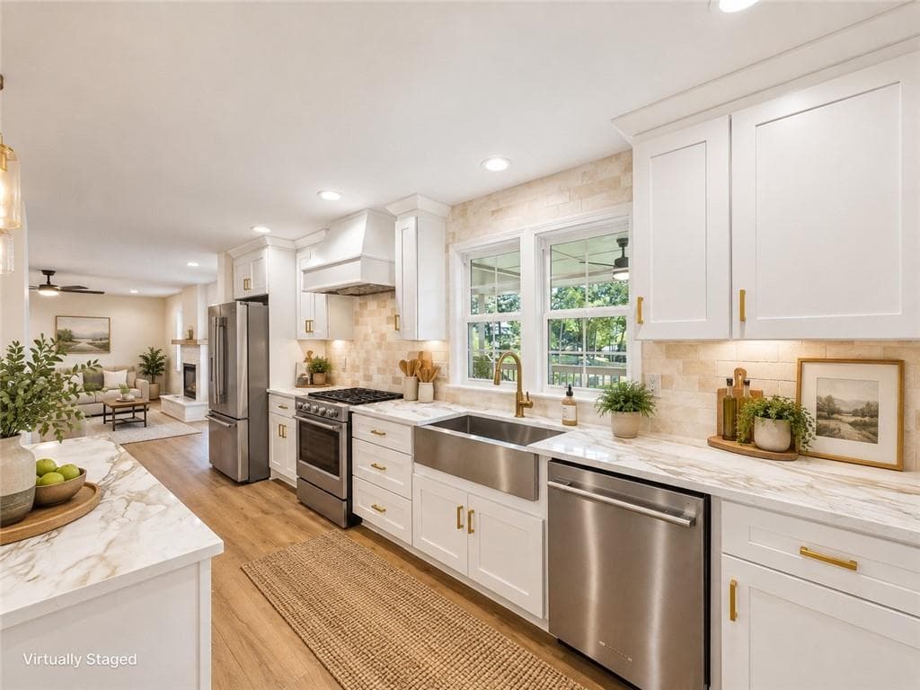 6 bedroom, 5 bathroom, 3,613 sq ft single family residence for sale at 3112 Greenfield Drive, Marietta, GA 30068 — photo 8
