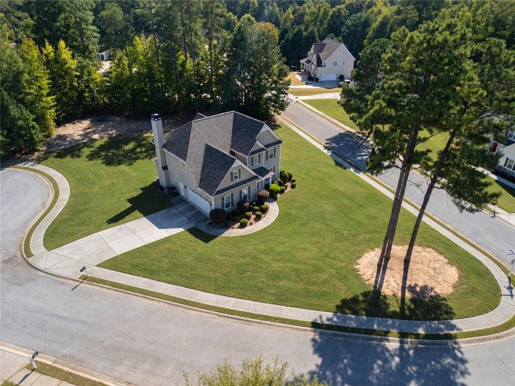 4 bedroom, 3 bathroom, 2,462 sq ft single family residence for sale at 125 Mays Bluff, Fayetteville, GA 30215 — photo 2