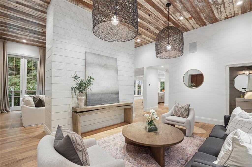 5 bedroom, 5 bathroom, 5,438 sq ft single family residence for sale at 695 W Conway Drive, Atlanta, GA 30327 — photo 5