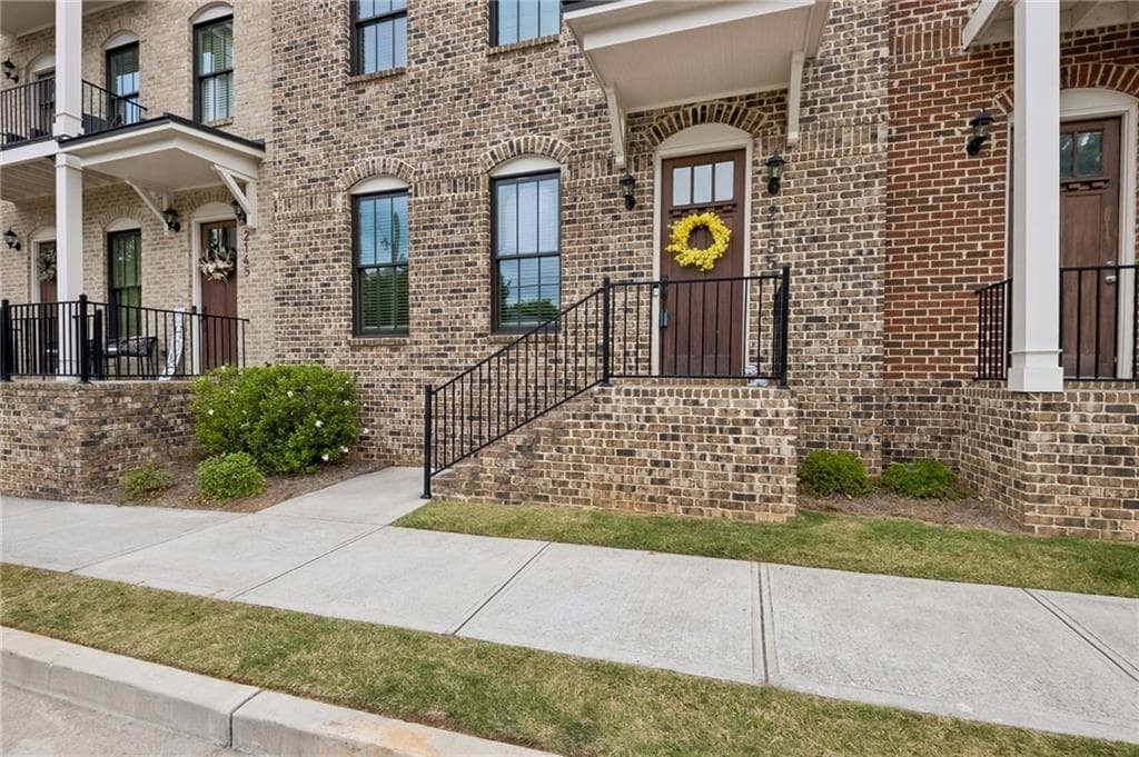 4 bedroom, 4 bathroom, 2,666 sq ft townhouse for sale at 2155 Rail Yard Avenue, Grayson, GA 30017