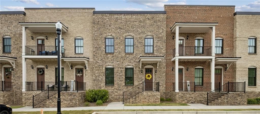 4 bedroom, 4 bathroom, 2,666 sq ft townhouse for sale at 2155 Rail Yard Avenue, Grayson, GA 30017 — photo 4