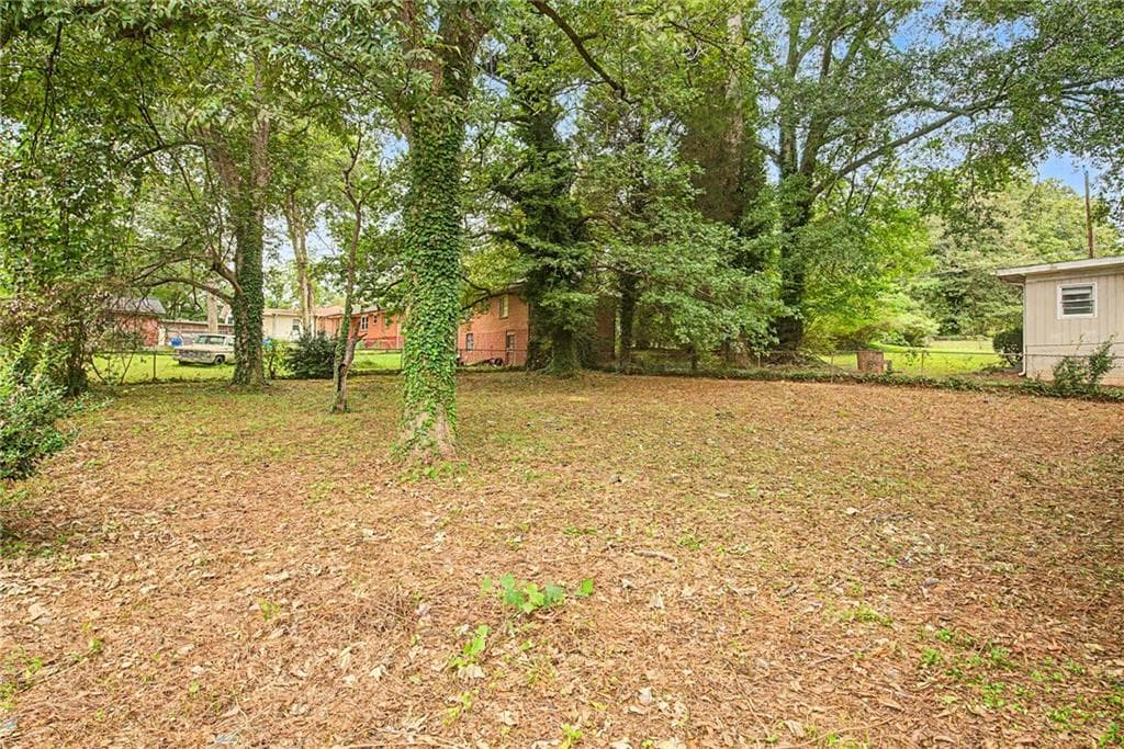 3 bedroom, 1 bathroom, 1,344 sq ft single family residence for sale at 2411 Baywood Drive, Atlanta, GA 30315 — photo 7