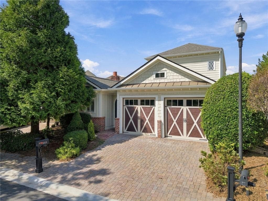 4 bedroom, 4 bathroom, 2,444 sq ft single family residence for sale at 311 Gray Shingle Lane, Woodstock, GA 30189 — photo 2