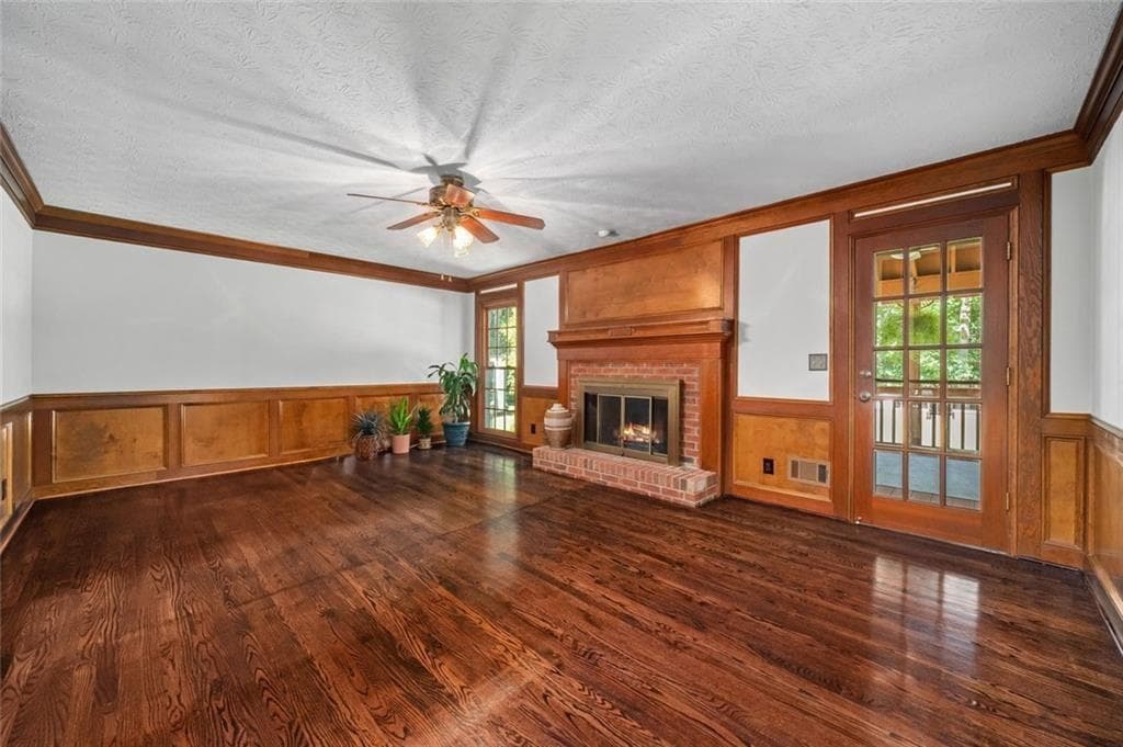 4 bedroom, 3 bathroom, 2,688 sq ft single family residence for sale at 4317 Jones Bridge Circle, Peachtree Corners, GA 30092 — photo 4