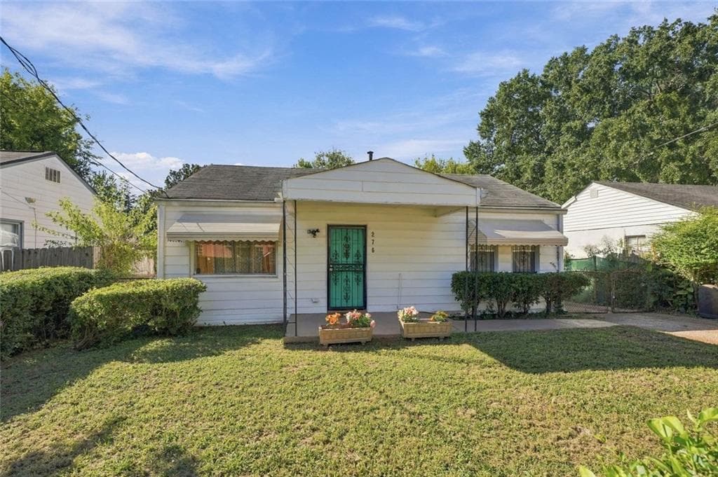 2 bedroom, 1 bathroom, 946 sq ft single family residence for sale at 276 Taft Street, Atlanta, GA 30315 — photo 2