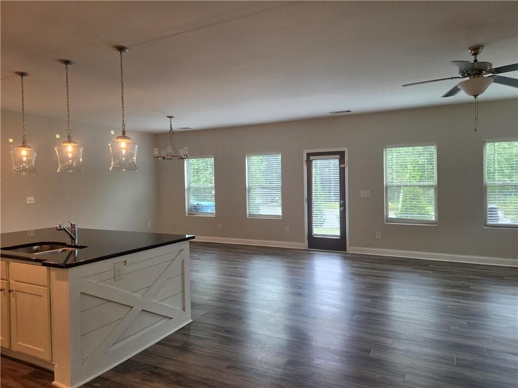 4 bedroom, 3 bathroom, 2,409 sq ft single family residence for sale at 631 Omnia Court, Lawrenceville, GA 30044 — photo 9