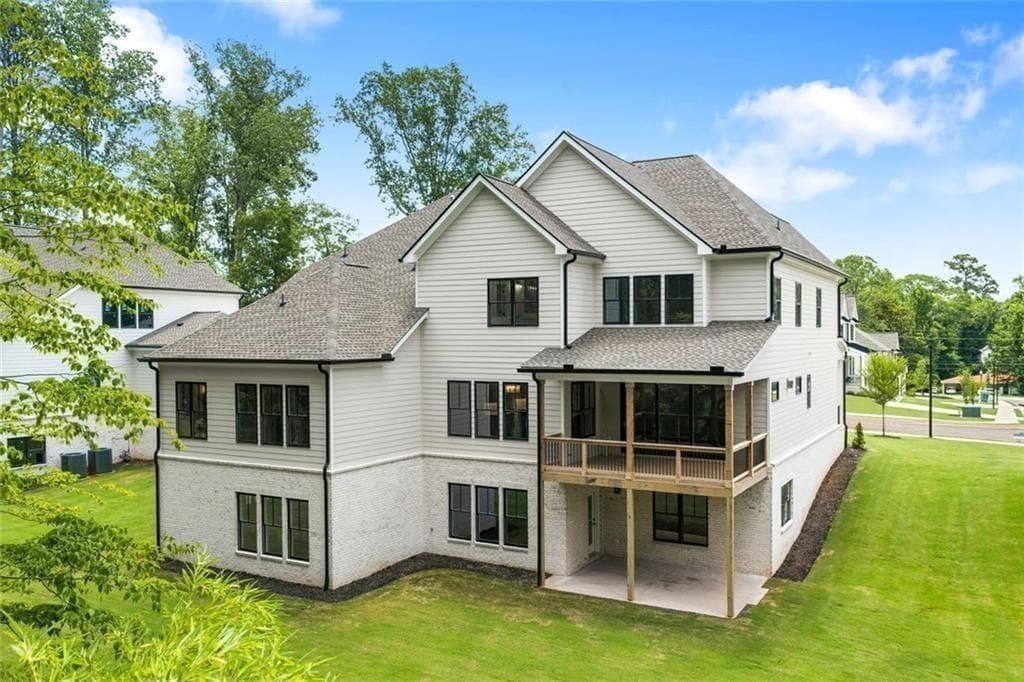 6 bedroom, 6 bathroom, 7,030 sq ft single family residence for sale at 1984 Highgrove Court, Atlanta, GA 30345 — photo 2