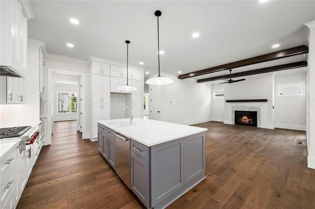 6 bedroom, 6 bathroom, 7,030 sq ft single family residence for sale at 1984 Highgrove Court, Atlanta, GA 30345 — photo 3