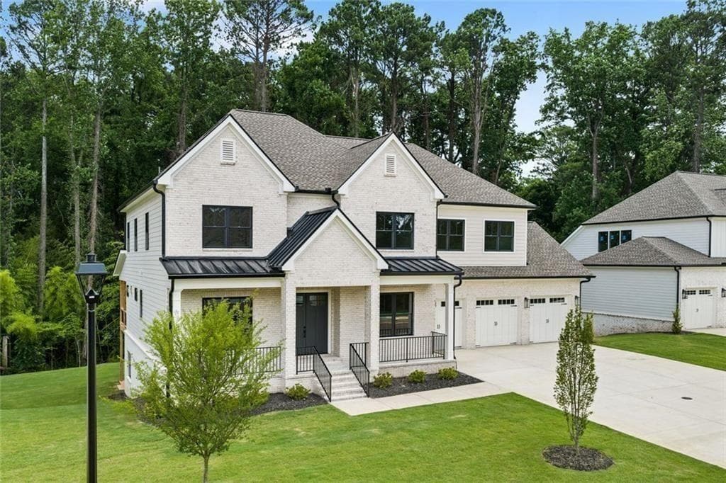 6 bedroom, 6 bathroom, 7,030 sq ft single family residence for sale at 1984 Highgrove Court, Atlanta, GA 30345 — photo 7