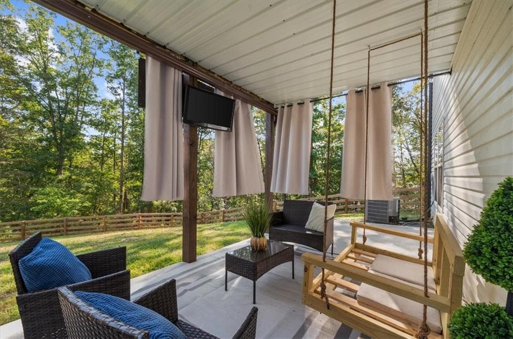 3 bedroom, 3 bathroom, 2,772 sq ft single family residence for sale at 430 Silas Road, Dahlonega, GA 30533 — photo 7