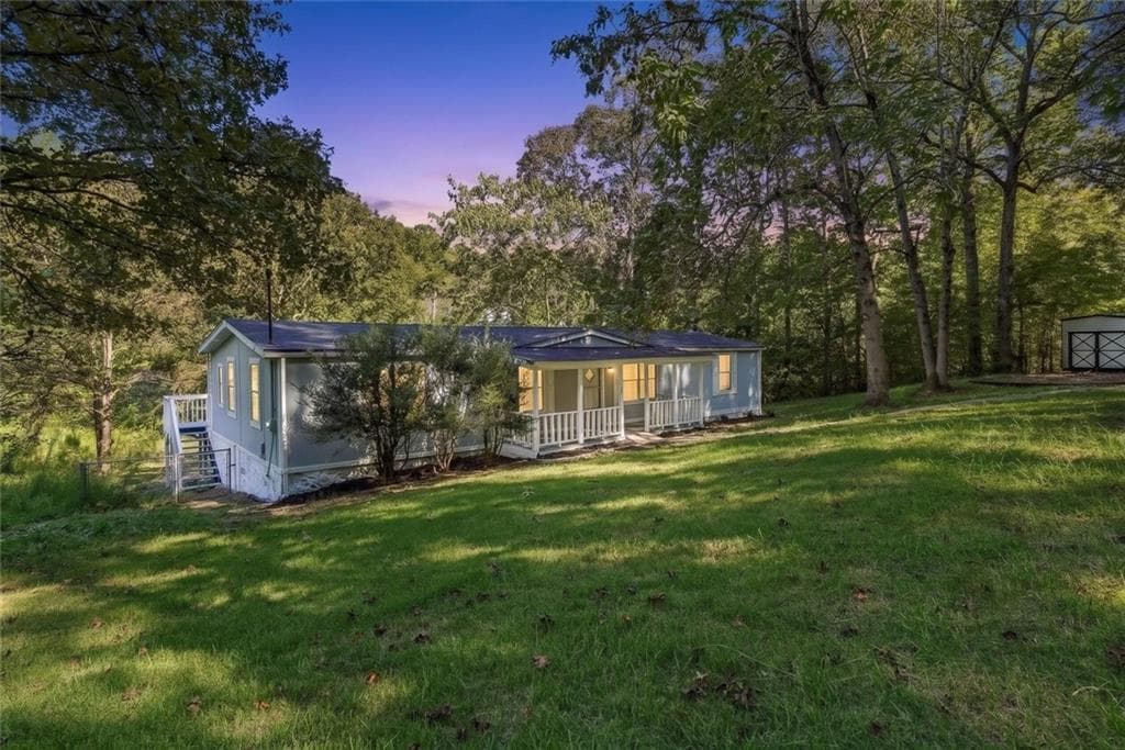 3 bedroom, 2 bathroom, 1,728 sq ft single family residence for sale at 710 Seals Road, Dallas, GA 30157 — photo 5