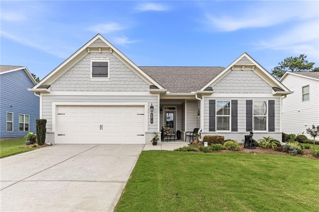 3 bedroom, 2 bathroom, 1,897 sq ft single family residence for sale at 5910 Stellata Circle, Cumming, GA 30028 — photo 2