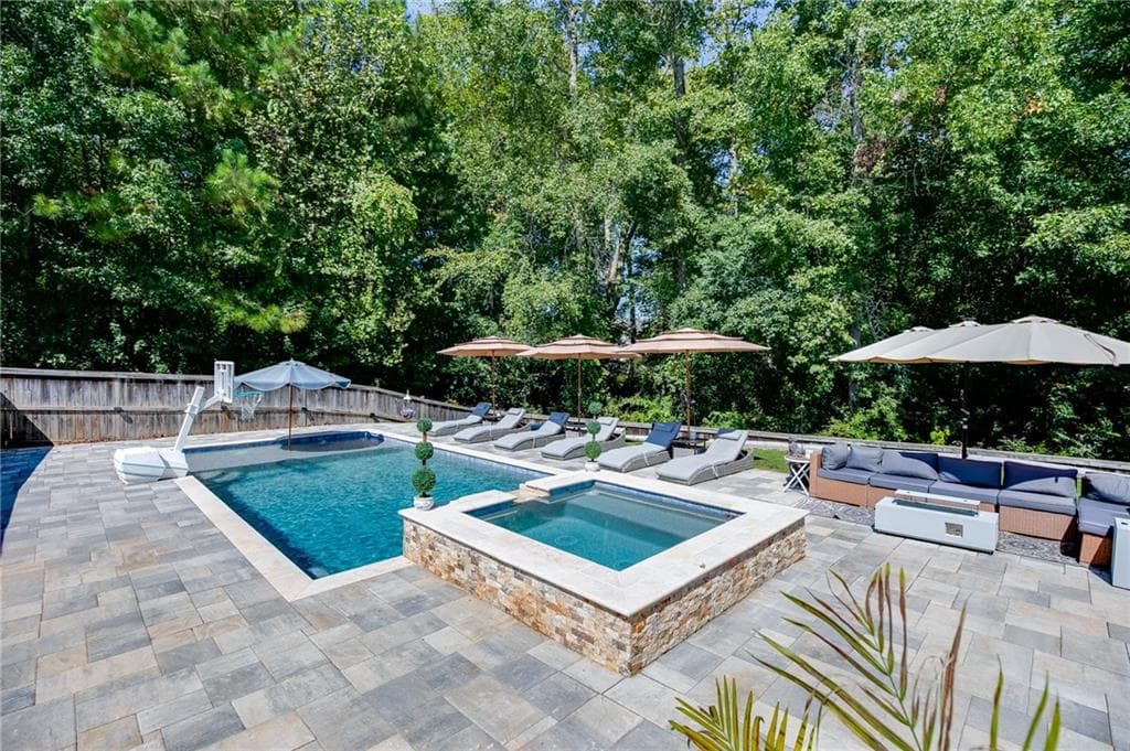 5 bedroom, 3 bathroom, 3,165 sq ft single family residence for sale at 1655 John Adams Court, Jefferson, GA 30549 — photo 2