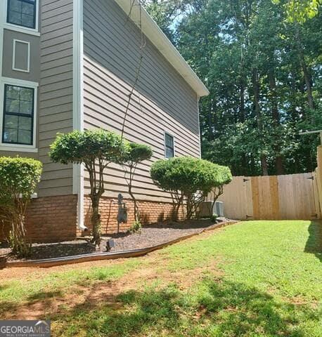 3 bedroom, 3 bathroom, 1,896 sq ft single family residence for sale at 2081 Kolb Ritge Court, Marietta, GA 30008 — photo 7