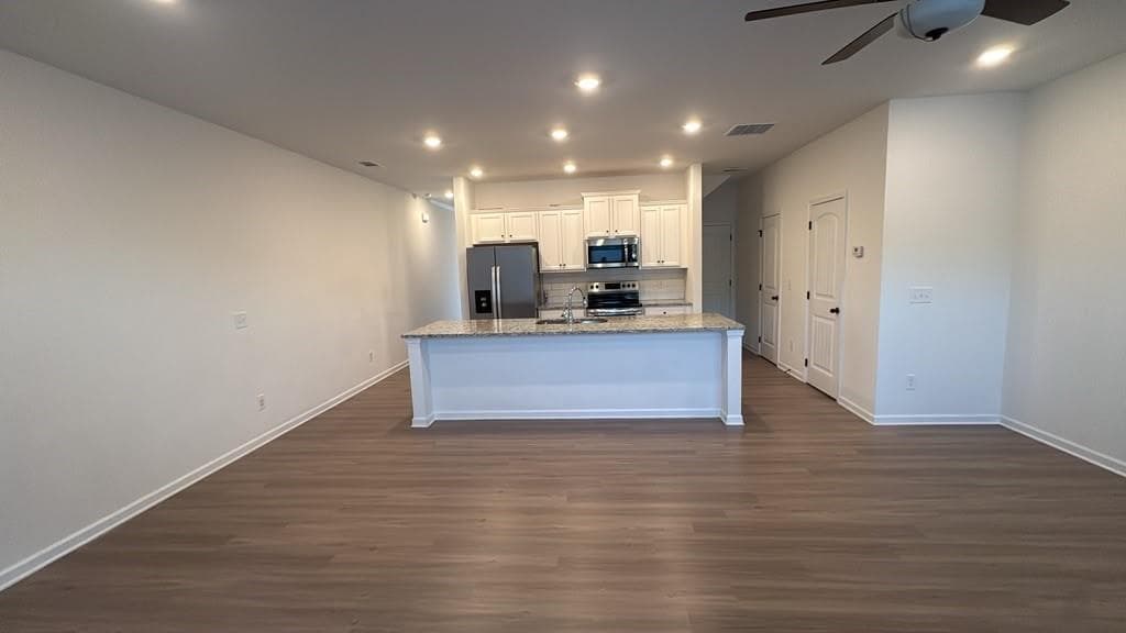 3 bedroom, 3 bathroom, 1,800 sq ft single family residence for rent at 380 Whitetail Circle, Canton, GA 30115 for $2,100 a month — photo 4