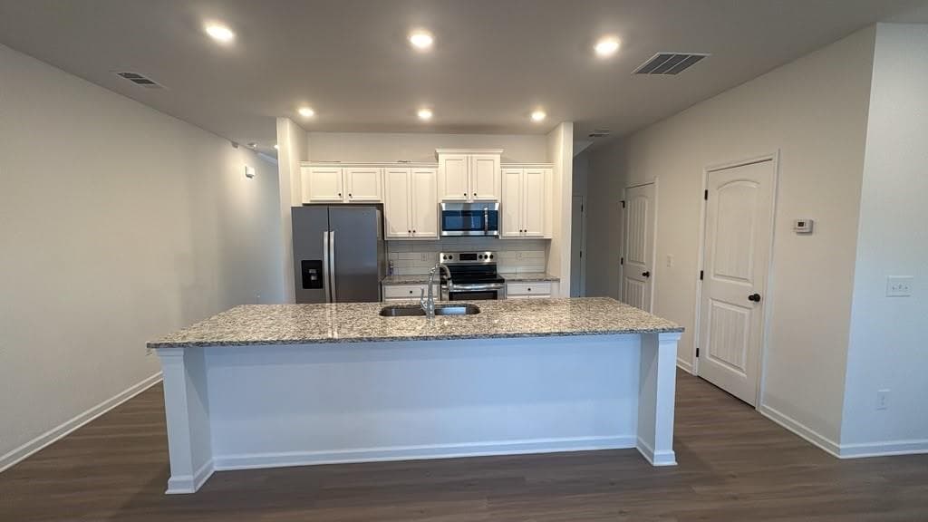 3 bedroom, 3 bathroom, 1,800 sq ft single family residence for rent at 380 Whitetail Circle, Canton, GA 30115 for $2,100 a month — photo 5