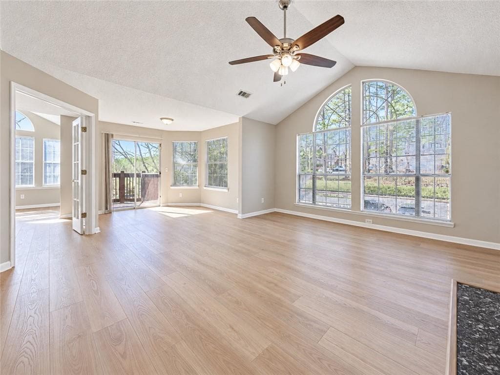 3 bedroom, 2 bathroom, 950 sq ft condominium for rent at 1107 Sandy Lane Drive, Alpharetta, GA 30022 for $1,900 a month