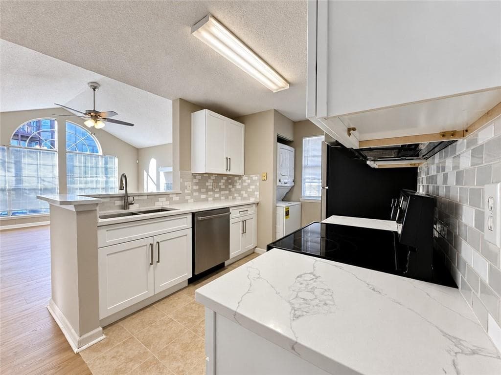 3 bedroom, 2 bathroom, 950 sq ft condominium for rent at 1107 Sandy Lane Drive, Alpharetta, GA 30022 for $1,900 a month — photo 6