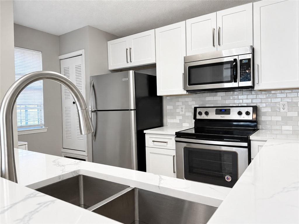 3 bedroom, 2 bathroom, 950 sq ft condominium for rent at 1107 Sandy Lane Drive, Alpharetta, GA 30022 for $1,900 a month — photo 10