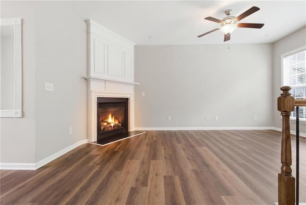 3 bedroom, 4 bathroom, 1,722 sq ft townhouse for sale at 1307 Greychurch Way, Alpharetta, GA 30004 — photo 5