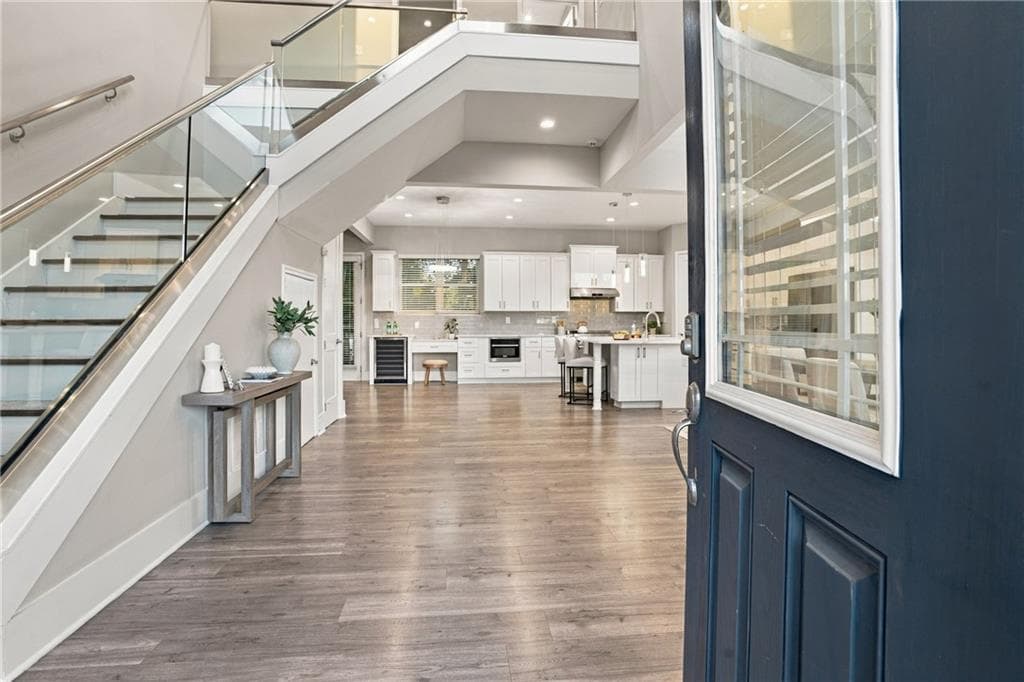 5 bedroom, 3 bathroom, 3,094 sq ft single family residence for sale at 480 S Howard Street, Atlanta, GA 30317 — photo 7
